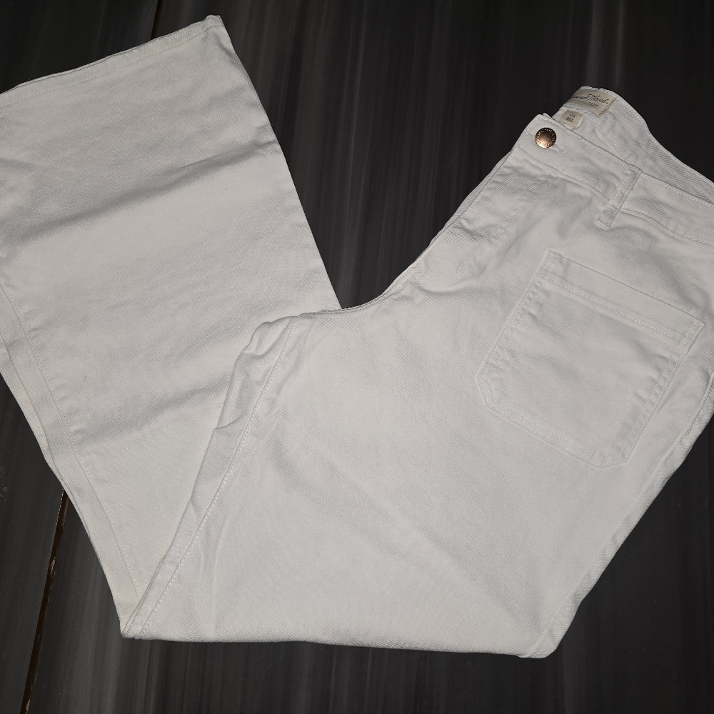 NWT Universal Thread White Flare & Wide Leg Jeans High Rise Denim 17R Target